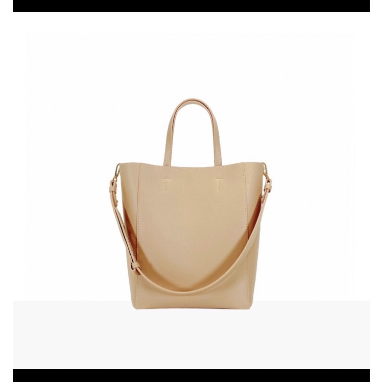 knack.bag -Tote bag size mini รุ่น Everyday-Sand กระเป๋าถือแบรนด์ดัง สภาพดี มือสองส่งต่อ มี อปก ครบ✅