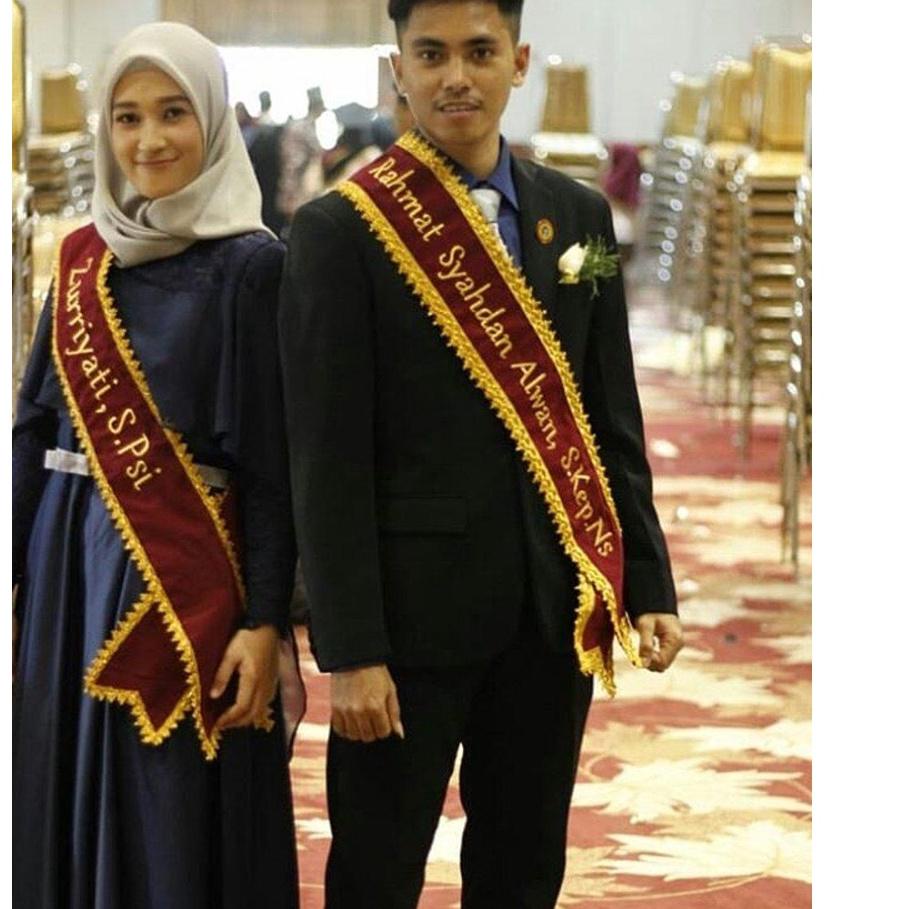 ดีที่สุด.. Alias Couple Graduation Sash 2 Sash