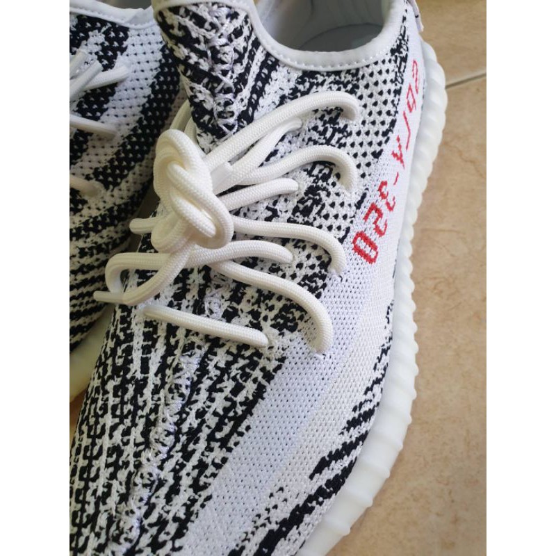 Yeezy 350 V2 Zebra มือ 1