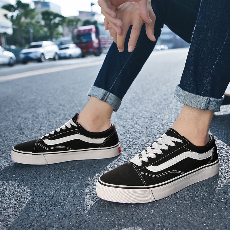 Vans Old Skool Classic Black White รุ่นสุดฮิต รองเท้า แวนส์ โอวสคูล