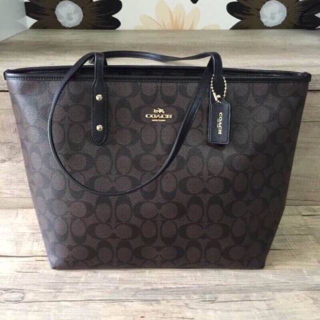 coach tote zip 16