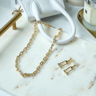 💖สินค้าพร้อมส่ง💖ขายดีมากๆๆ Stylish gold สร้อยแฟชั่นกับต่างหูเข้าเซท ชุบทองคำขาว งานดี💯