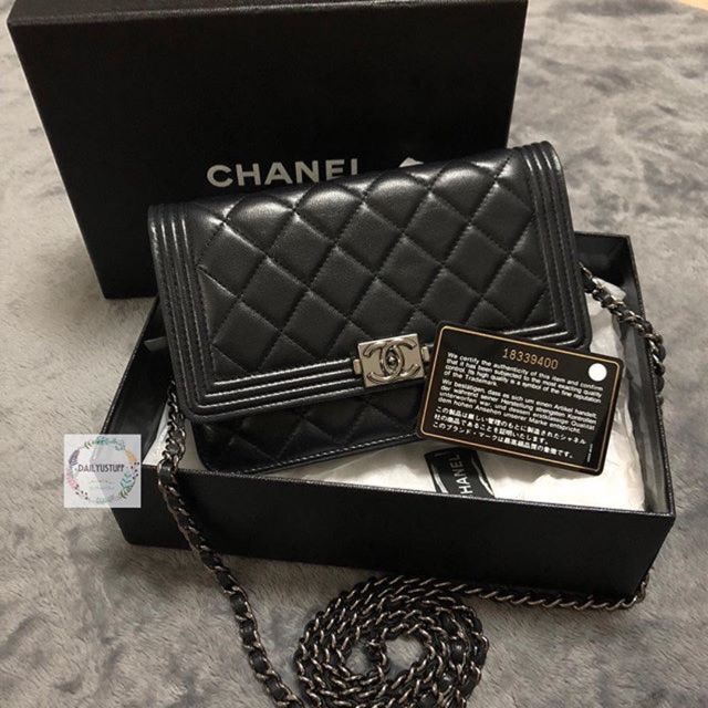Chanel Boy Wallet on Chain Quilted Lambskin Holo18 💯%