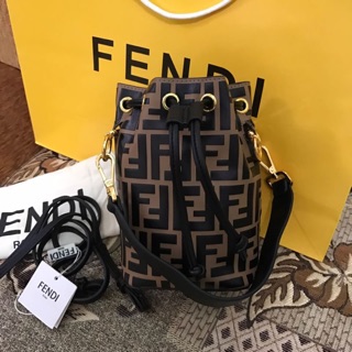 Fendi mini 7นิ้ว trisor