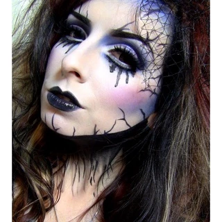ลิปสติก สีแมท เนื้อเนียล ฮาโลวีน ลิปดำ ขาว ม่วง เขียว Matte Lipstick Black White Purple Green Red Halloween Make up