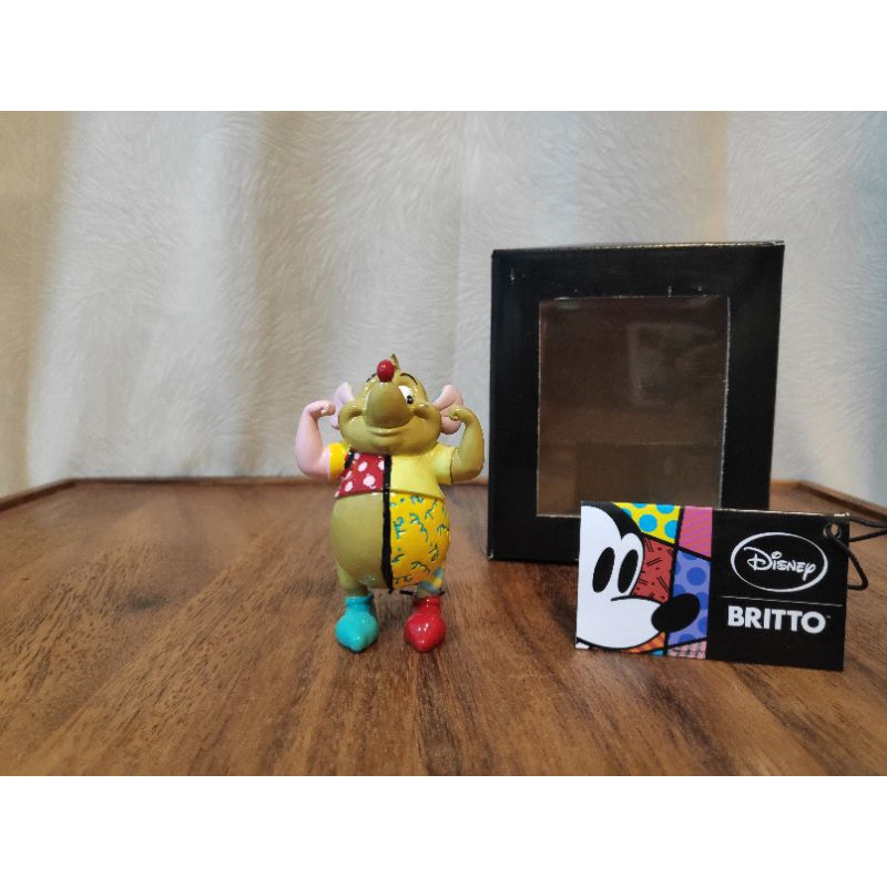 Cinderella gus gus Disney showcase collection by britto 😝ถ้าเห็นแล้วใจเต้น คือสัญญาณว่าใช่😝