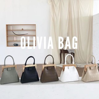 กระเป๋าเเฟชั่น รุ่น Olivia Bag ส่งฟรี!