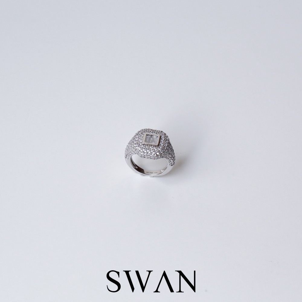 SWAN - Pave Baguette Pinky Ring แหวนนิ้วก้อยเงินแท้ ฝังเพชรคิวบิกเซอร์โคเนีย cubic zirconia