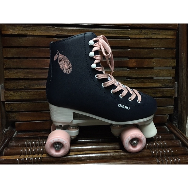 Roller Skates Quad 100 จาก Oxelo  รับน้ำหนักได้100กิโลกรัม ไซส์40ความยาวเท้า25.5เซน