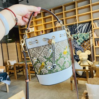 ❌ส่งด่วน❌ เจ้าใหญ่ งานดี  Tory Burch handbags Monogram 2021 summer new drawstring bucket bag jacquard embroidered canvas