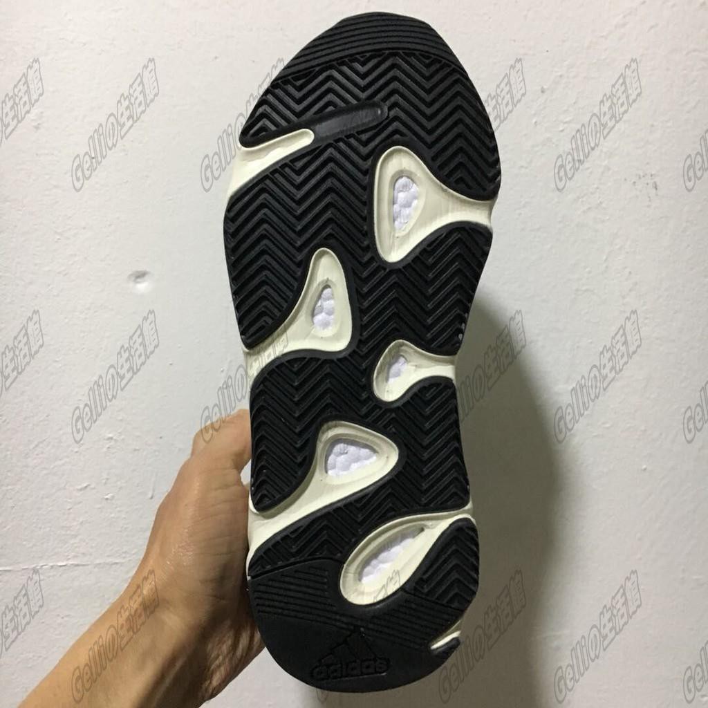 แท้ Original Adidas Yeezy Boost 700V2 Static EF coconut 3M refle - o2d ...