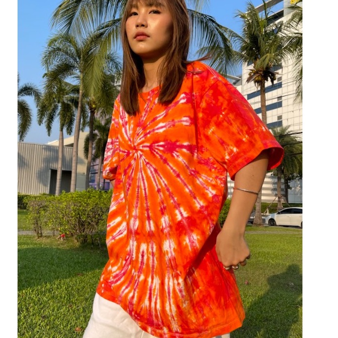 [ส่งใน1-2วัน] เสื้อมัดย้อมสีสด UNISEX | TIE DYE T-SHIRT | ผ้า Cotton100% - KT118-สิงหาคม (ส้ม-แดง)