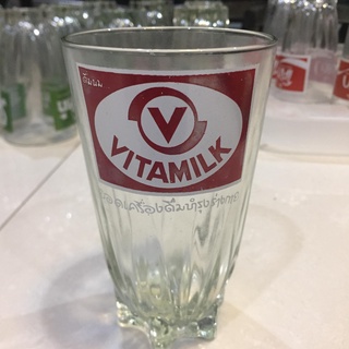แก้วไวตามิลล์ Vitamilk ก้นจีบงานเก่า ยกเซ็ท 4 ใบ วินเทจของเก่าเก็บ ของแต่งร้านกาแฟ ของแต่งร้านอาหาร