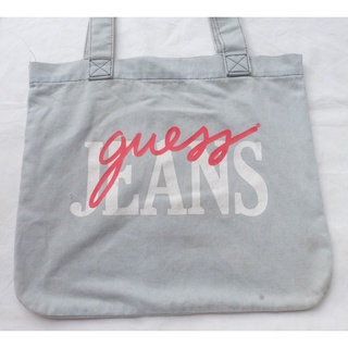 กระเป๋าผ้า Guess Jeans Denim Tote Bag กว้าง 15 นิ้ว ยาว 17 นิ้ว สียีนส์ฟอก มือสอง ของแท้