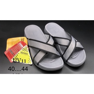 รองเท้า Fitflop ของผู้ชายแบบผ้ามีของแล้วนะคะ