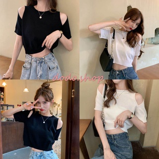 DODO*พร้อมส่ง*เสื้อครอปคอกลม เปิดไหล่ มีสม็อคเอวและแขน ใส่สวยเซ็กซี่เบาๆ(39053)