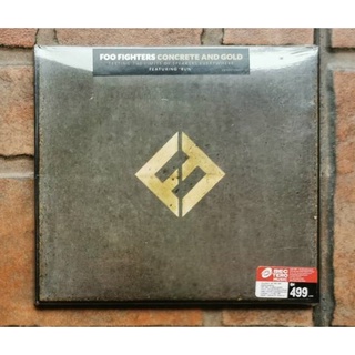 CD FOO FIGHTERS - CONCRETE AND GOLD