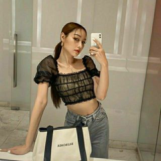 ราคา ถูกที่สุด‼️ส่งจากไทย 1-2วันถึง ✔️คัตติ้งดีเว่อ สวยมากเว่อ สม็อคทั้งตัว  ✔️ผ้าแก้ว แซ่บๆๆ สาย ฝ. ใส่ไปคะซิสสงกรานต์