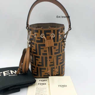 Used like very newwww Fendi mini montresor light caramel y.19