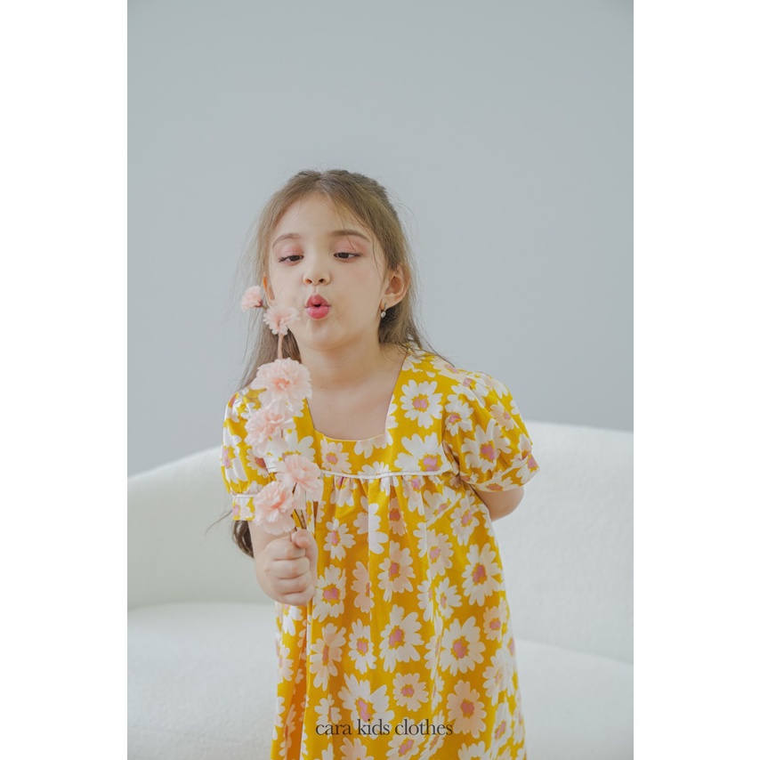 [CARAKDS] IRIS DRESS - เดรสกันแดดคอเหลี่ยมหลังโบว์