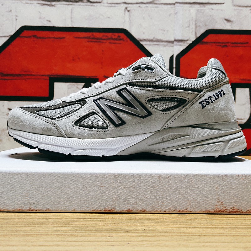 new balance 990 version 4