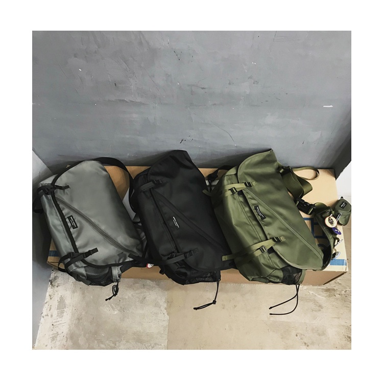 In Stock2022 Messenger bag men hanging messenger bag nylon retro girls