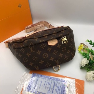 louis vuitton คาดอก พร้อมส่ง