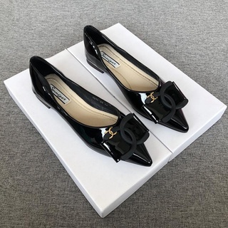 2025 new รองเท้าหนัง ส้นแบน หัวแหลม พื้นนิ่ม ปากตื้น เข้ากับ…