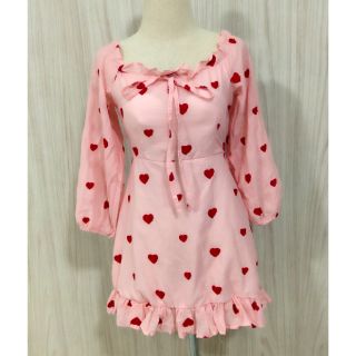 📌Dress แขนยาวจั้ม ปักหัวใจทั้งตัว เสริมฟองน้ำ