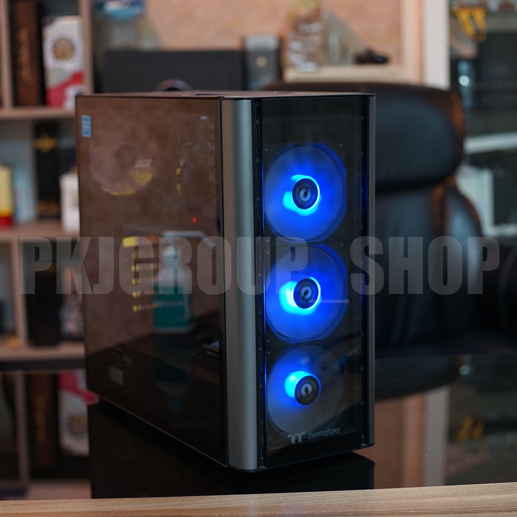 คอมเล่นเกมส์ Intel core i7 8700 มีการ์ดจอด้วย