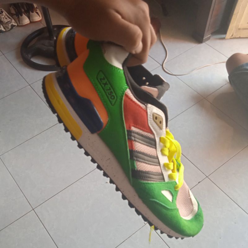 ADIDAS อาดิดาส zx 750