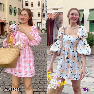 TwinsShopVip💗พร้อมส่ง TW17053 เดรสสั้นแขนบอลลูน 2 ชั้น พิมลายผูกโบว์หลัง Short dress with 2 layers of balloon