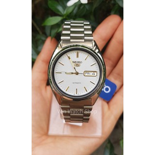 นาฬิกา Seiko 5 Automatic รุ่น SNXG47K นาฬิกาผู้ชายสายแสตนเลส หน้าปัดขาว /ทอง - มั่นใจ ของแท้ 100% ประกันศูนย์ 1 ปีเต็ม