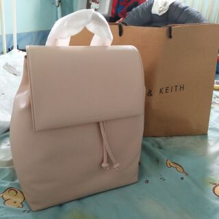 กระเป๋าเป้ Charles&amp;Keith จากshop แท้100% สีชมพูอ่อน มือ2