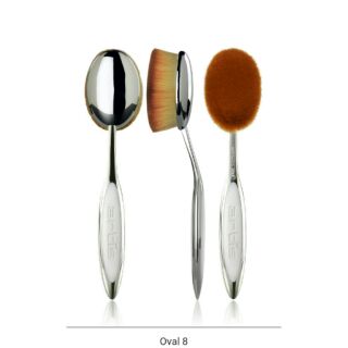 -- พร้อมส่ง -- แปรง Artis Elite Brush # Oval 8