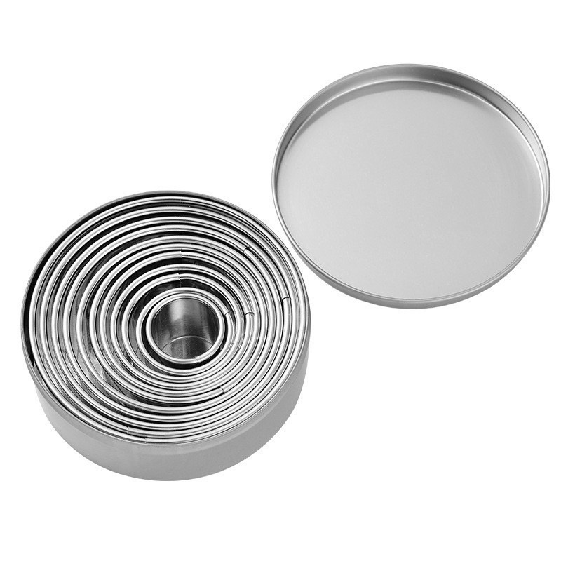 พิมพ์กดคุกกี้วงกลม ที่กดคุ้กกี้สแตนเลสวงกลม (Round Fluted Cutter) 11 ชิ้น พร้อมกล่องเก็บ