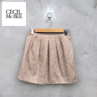 กระโปรงสั้น สีครีม CeCIL McBEE