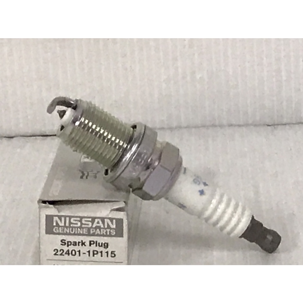 หัวเทียน NGK PFR5G-11 ใช้กับรถ NISSAN CEFIRO รุ่นรถ A32,A33 ใช้ได้ทั้งเครื่อง 2.0 และ 3.0 ราคาต่อหัว