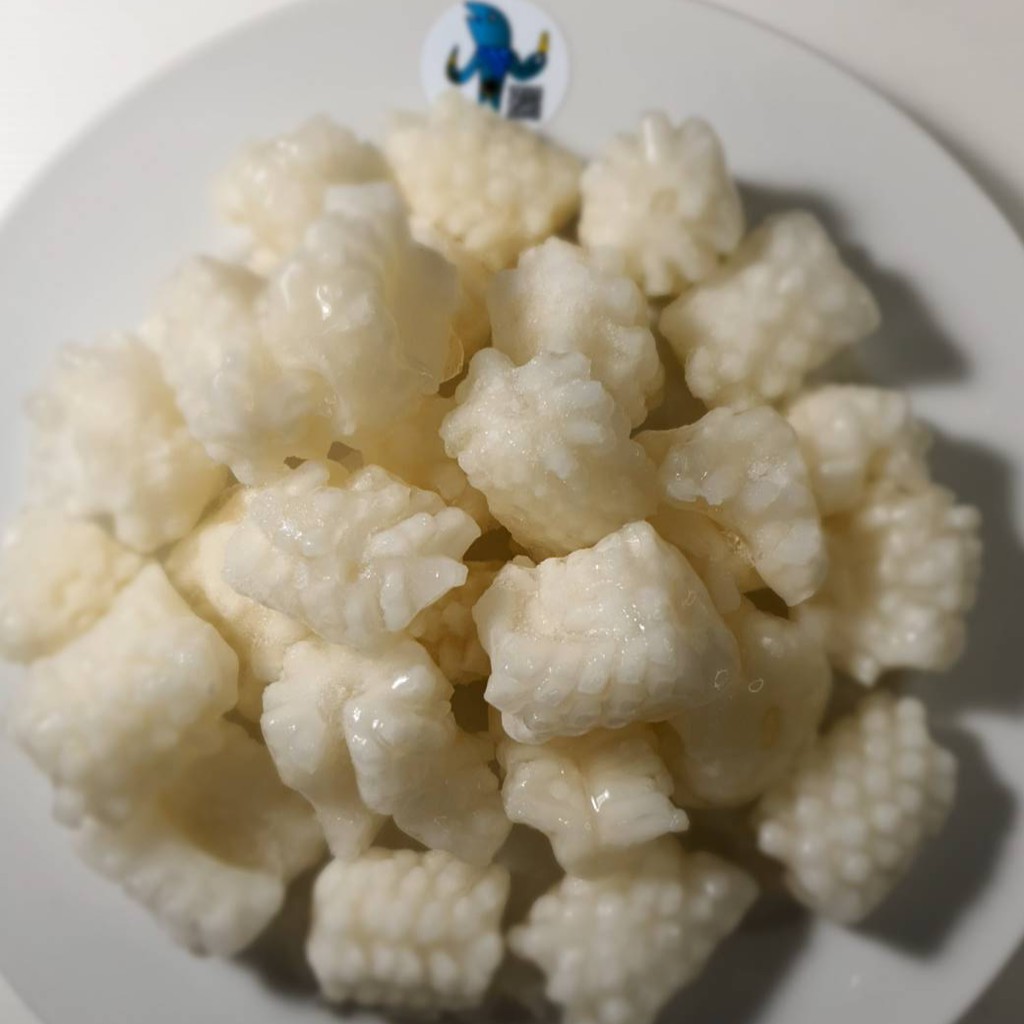 หมึกบั้งสับปะรด (Squid Pineapple Cut) แช่แข็ง เกรด AB น้ำหนัก 1 กิโลกรัม-ก่อนละลาย)