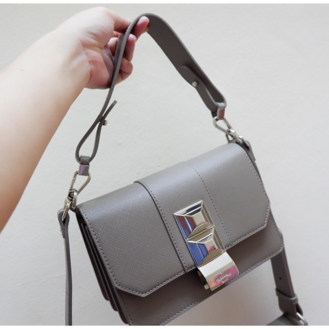 Taupe layer box พร้อมส่ง