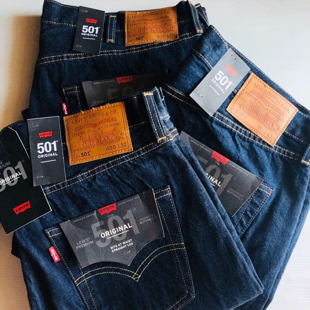 ? Levi's 501 premium ( ลีวายส์ พรีเมี่ยม) ป้ายหนัง สียีนส์เข้ม | Shopee  Thailand