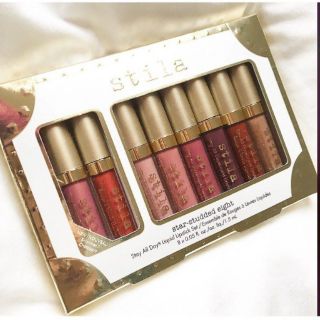 ลิปสติก Stila 8  แท่ง / ลิปสติก Stila 6 แท่ง