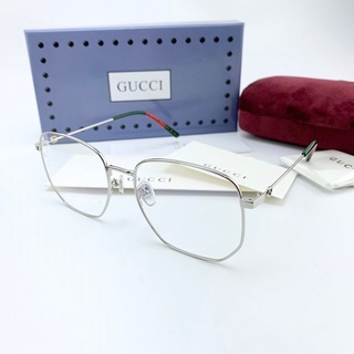 แว่น กุชชี eyeglasses  เข้าง่ายกับทุกรูปหน้า ทรง aviator unisexนะคะ  ใส่ได้ ญ- ช มาพร้อมกล่อง Full Set Box