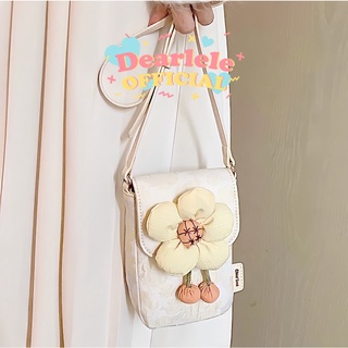 [ ทักแชทสอบถามสต๊อคก่อนกดสั่งซื้อ! ] — * Buttercup mini bag 🍑 กระเป๋าใส่มือถือ เลิฟมาก ใบเดียวพอ! ตกแต่งดอกไม้