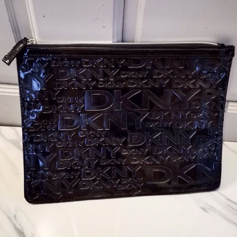 กระเป๋าคลัช DKNY Black Bag สีดำ กระเป๋าผู้หญิง แฟชั่น คลัทช์