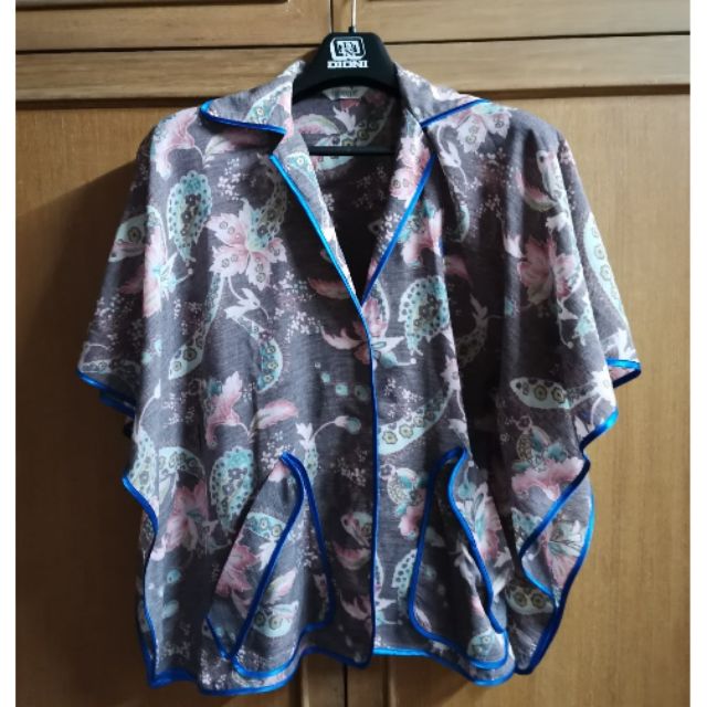 เสื้อคลุม ชุดคลุมกิโมโน ISSUE