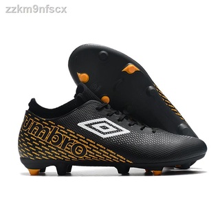 รองเท้าฟุตซอล Umbro รองเท้าฟุตบอล รองเท้าผู้ชาย ส่งฟรี 39-45