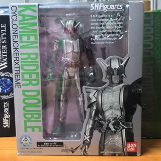 S.H.Figuarts kamen rider double cyclonejokerxtreme