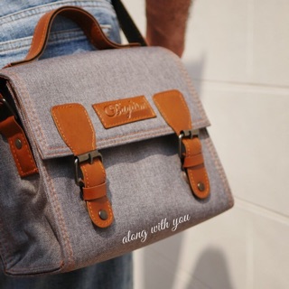 กระเป๋าสะพายใส่กล้องได้ (Grey) ขนาด 3x8.5x8"