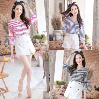 F741เสื้อคอวีผ่าอกติดกระดุมหน้าผ้าทอลายทางเนื้อหนากำลังดี แขนยาวติดกระดุมปลายแขน ใส่คู่กัลกางเกงกระโปรง